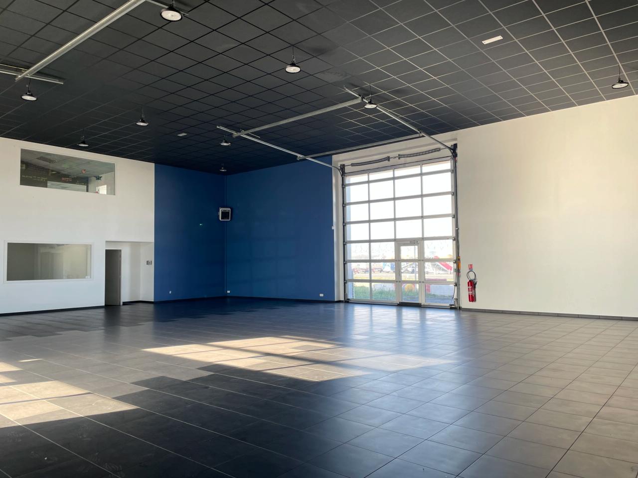 Local d'activité Bouguenais 959m² Location local d'activité Bouguenais Loire-Atlantique OLACT2530425 2